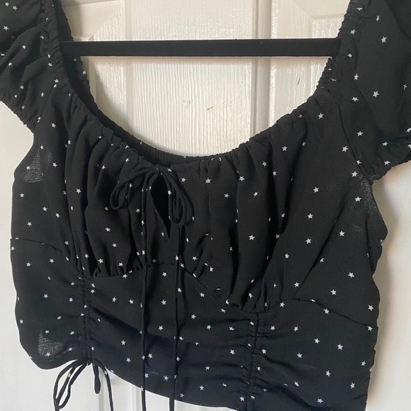 Cotton Candy LA Black Crop Top - Picture 2 of 6